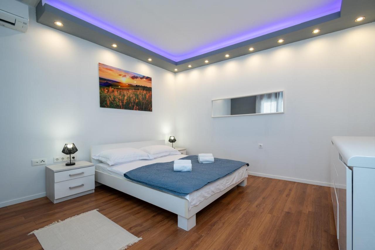 Apartment Dalmatino โพเซดารเย ภายนอก รูปภาพ